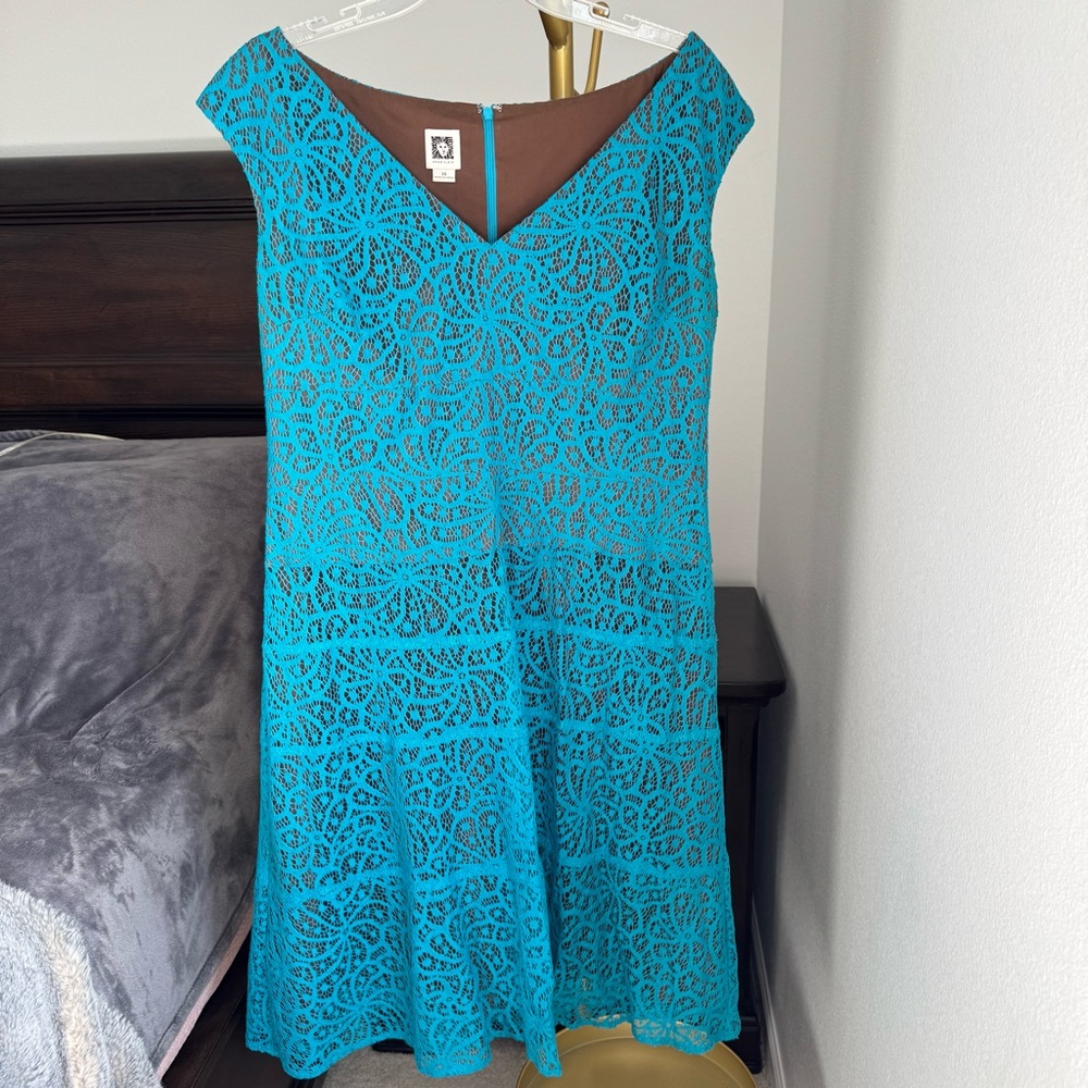 Anne Klein Turquoise Lace Dress Chocolate Brown Lining V-Neck Size 14